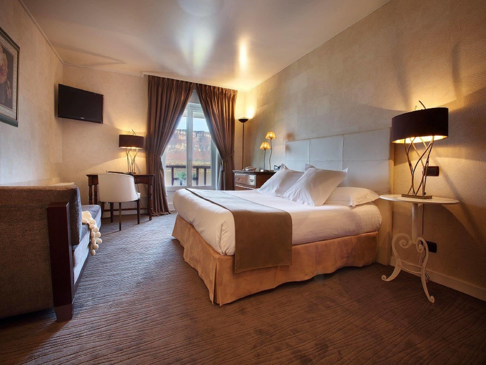 Hotel Ombremont Jean-Pierre Jacob Le Bourget-du-Lac Kültér fotó
